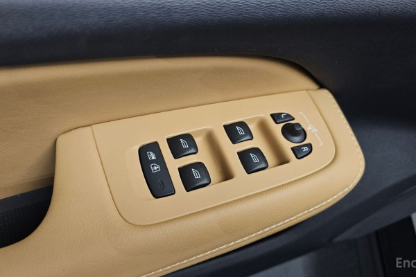 2024 Volvo V60 Cross Country с пробегом 17 498 км