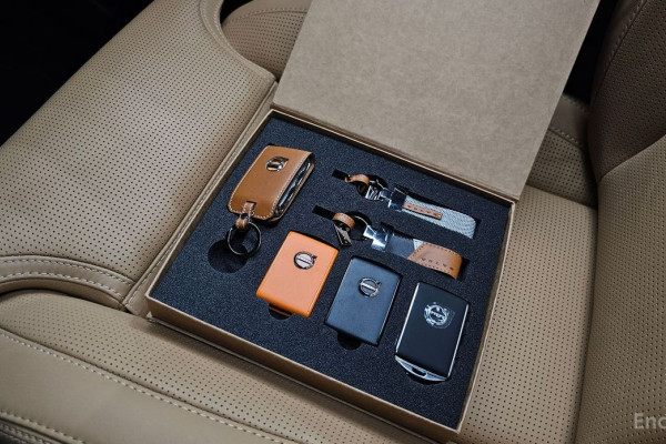 2024 Volvo V60 Cross Country с пробегом 17 498 км