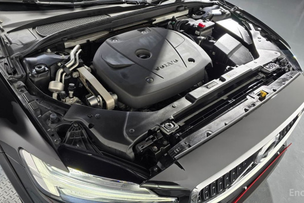 2020 Volvo V60 Cross Country с пробегом 75 467 км