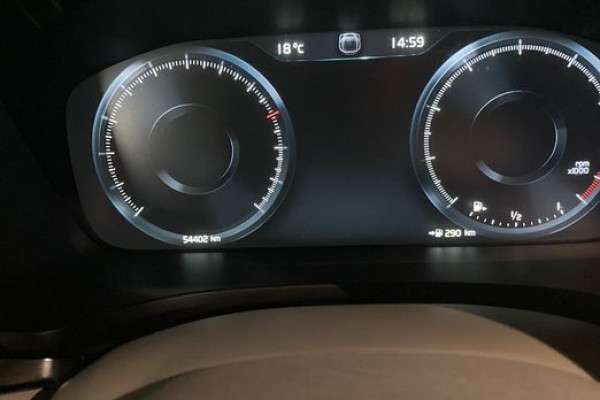 2021 Volvo V60 Cross Country с пробегом 54 402 км