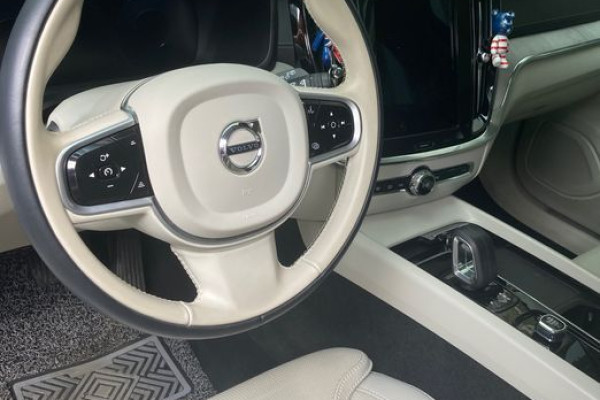 2021 Volvo V60 Cross Country с пробегом 54 402 км