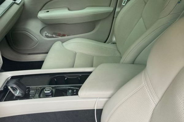 2021 Volvo V60 Cross Country с пробегом 54 402 км