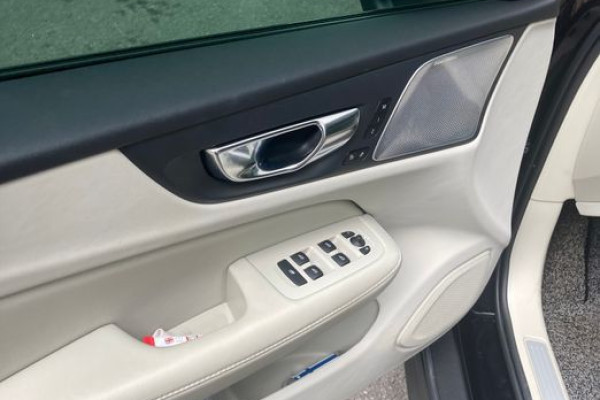 2021 Volvo V60 Cross Country с пробегом 54 402 км