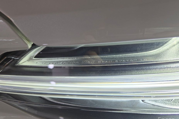 2025 Volvo V60 Cross Country с пробегом 1 678 км