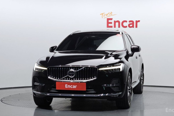 2023 Volvo XC60 с пробегом 49 799 км