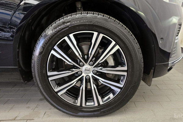 2022 Volvo XC60 с пробегом 57 281 км