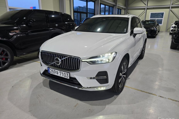 2025 Volvo XC60 с пробегом 12 160 км