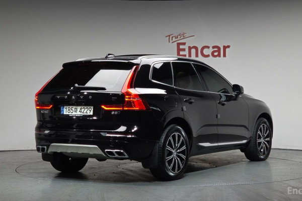 2021 Volvo XC60 с пробегом 39 908 км