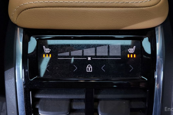 2024 Volvo XC60 с пробегом 84 339 км