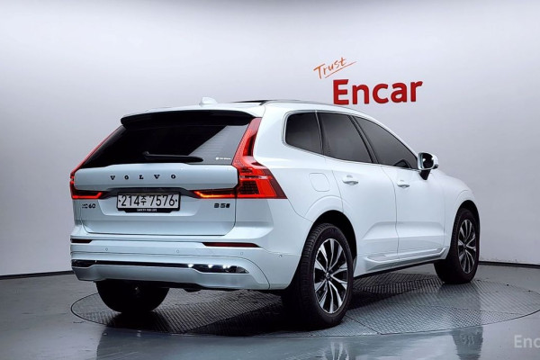 2023 Volvo XC60 с пробегом 13 563 км