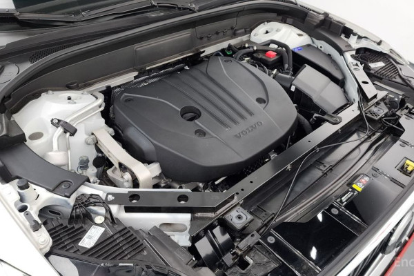 2023 Volvo XC60 с пробегом 13 563 км