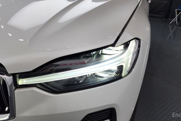 2023 Volvo XC60 с пробегом 13 563 км