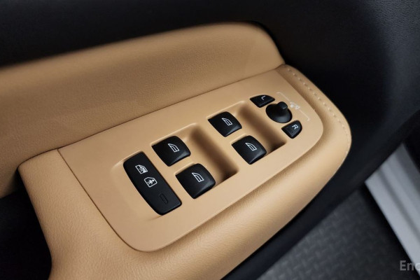 2023 Volvo XC60 с пробегом 13 563 км