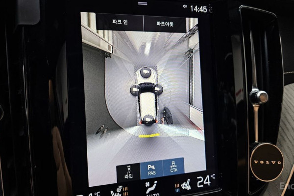 2020 Volvo XC60 с пробегом 48 587 км