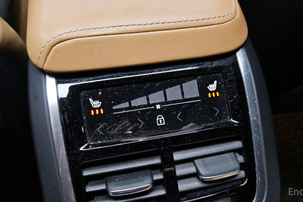 2020 Volvo XC60 с пробегом 48 587 км