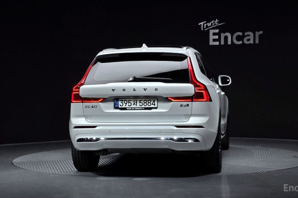 2022 Volvo XC60 с пробегом 53 457 км