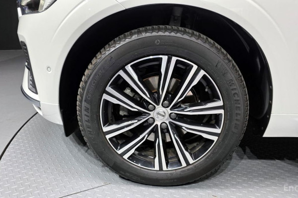 2022 Volvo XC60 с пробегом 53 457 км