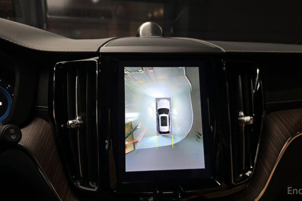 2022 Volvo XC60 с пробегом 53 457 км