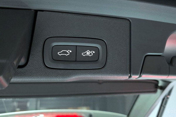 2022 Volvo XC60 с пробегом 53 457 км