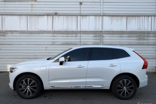 2021 Volvo XC60 с пробегом 83 000 км