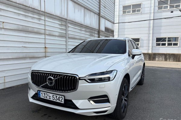 2021 Volvo XC60 с пробегом 83 000 км
