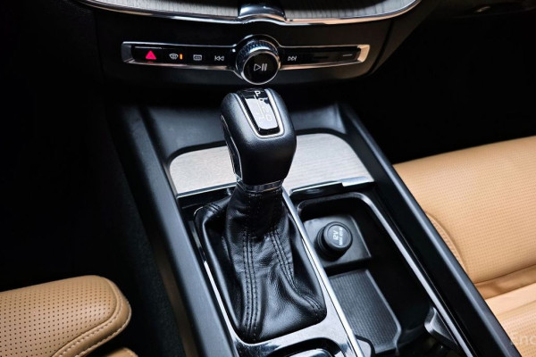 2019 Volvo XC60 с пробегом 87 088 км