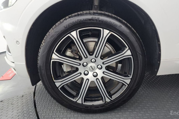 2019 Volvo XC60 с пробегом 141 680 км