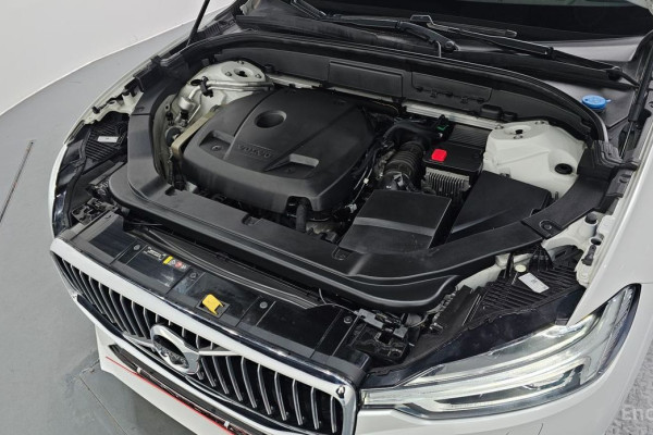 2020 Volvo XC60 с пробегом 63 470 км