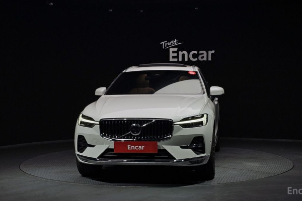 2024 Volvo XC60 с пробегом 10 249 км