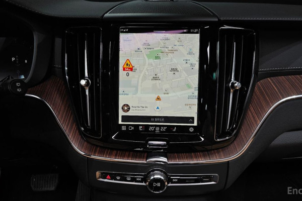 2024 Volvo XC60 с пробегом 10 249 км