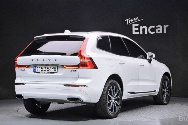 2021 Volvo XC60 с пробегом 44 513 км