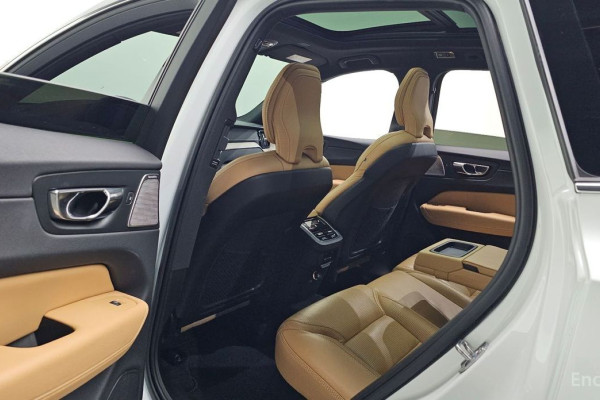 2019 Volvo XC60 с пробегом 67 204 км