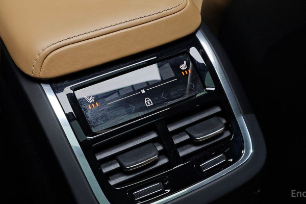 2019 Volvo XC60 с пробегом 67 204 км