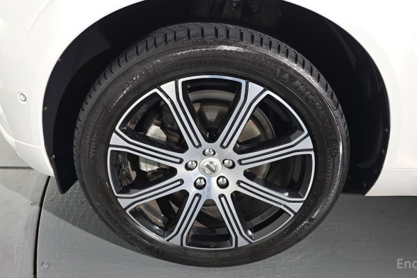 2020 Volvo XC60 с пробегом 103 187 км