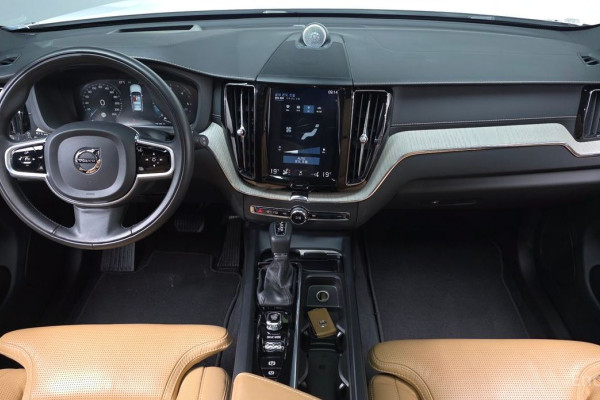 2020 Volvo XC60 с пробегом 103 187 км