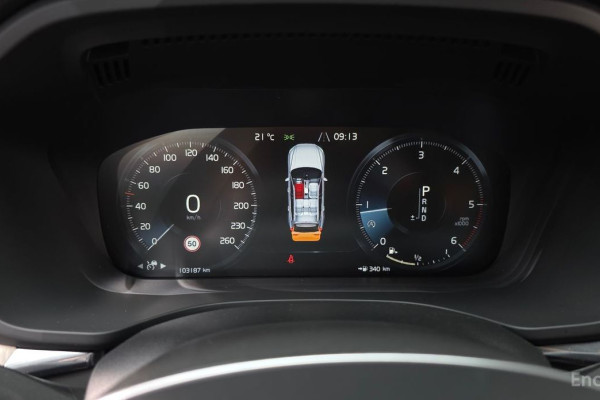 2020 Volvo XC60 с пробегом 103 187 км