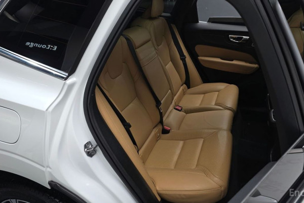 2020 Volvo XC60 с пробегом 103 187 км