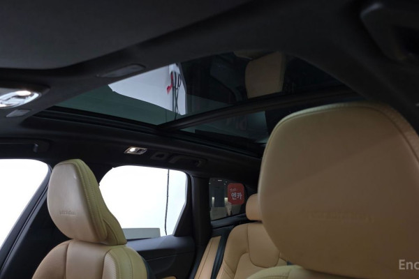 2020 Volvo XC60 с пробегом 103 187 км