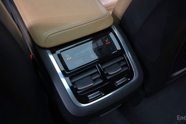 2020 Volvo XC60 с пробегом 103 187 км