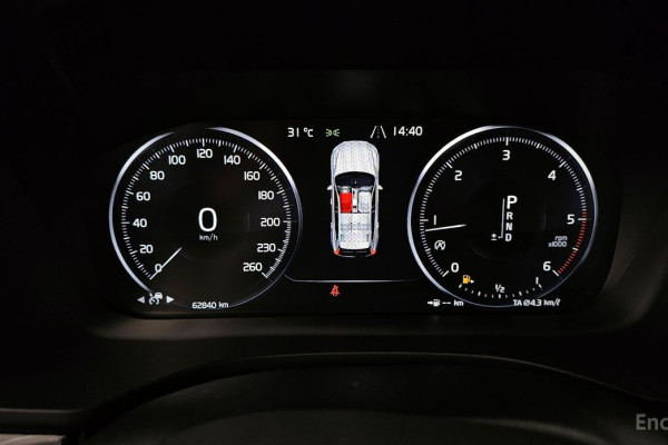 2020 Volvo XC60 с пробегом 62 840 км