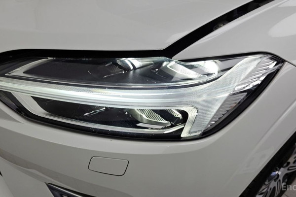 2020 Volvo XC60 с пробегом 62 840 км