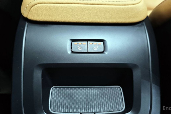 2024 Volvo XC60 с пробегом 17 655 км