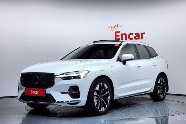 2025 Volvo XC60 с пробегом 2 395 км