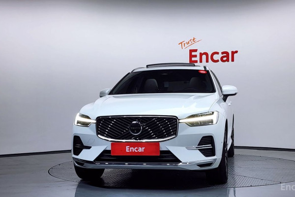 2025 Volvo XC60 с пробегом 2 395 км