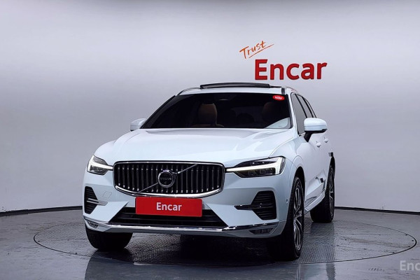 2023 Volvo XC60 с пробегом 20 930 км