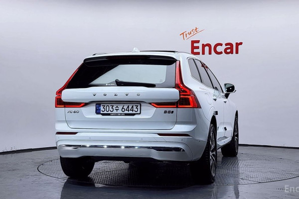 2023 Volvo XC60 с пробегом 20 930 км