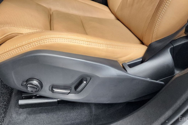 2023 Volvo XC60 с пробегом 20 930 км