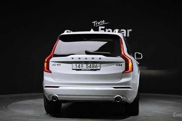 2019 Volvo XC90 с пробегом 110 739 км