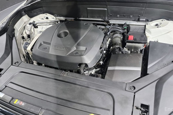 2019 Volvo XC90 с пробегом 107 283 км