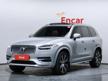 2023 Volvo XC90 с пробегом 65 980 км